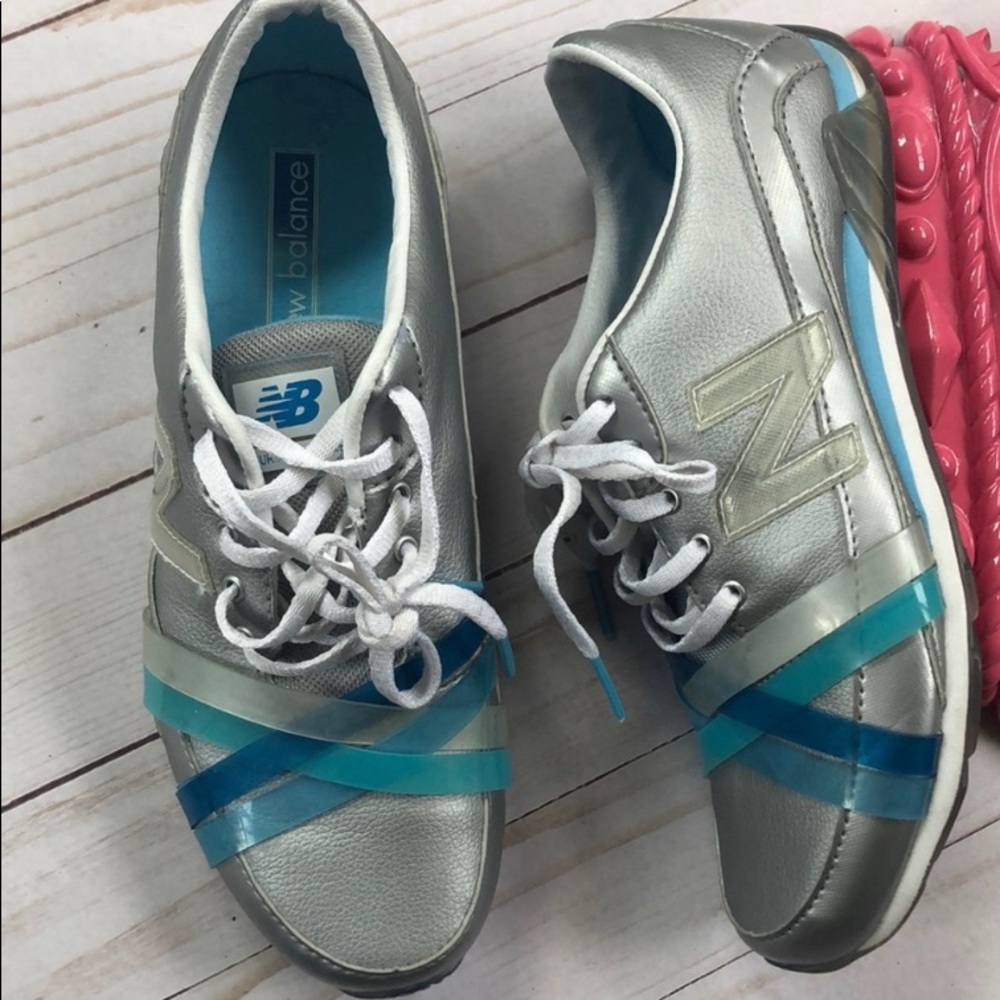 New Balance 471 Silver & Blue Sneakers